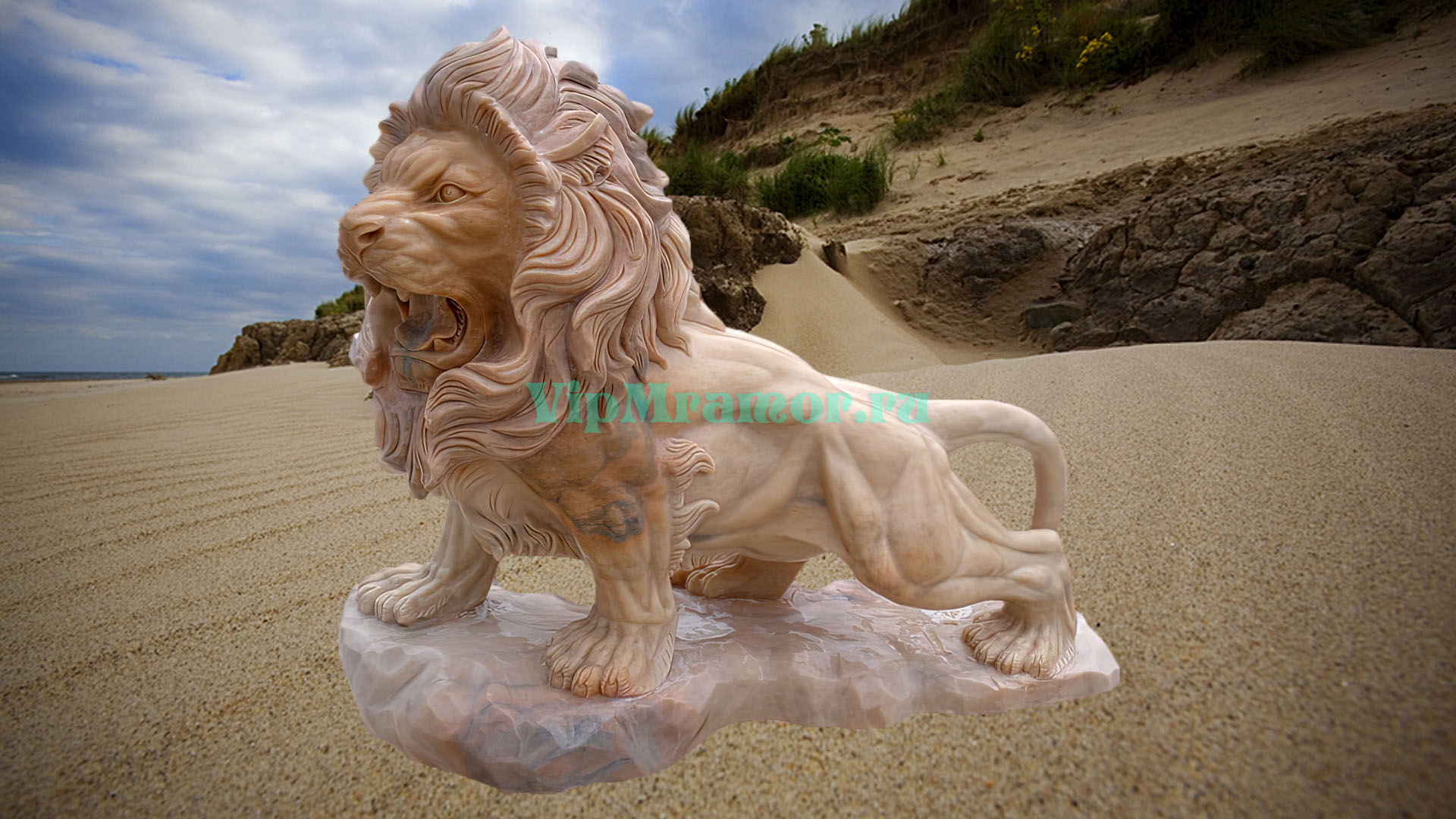 Скульптура льва 027