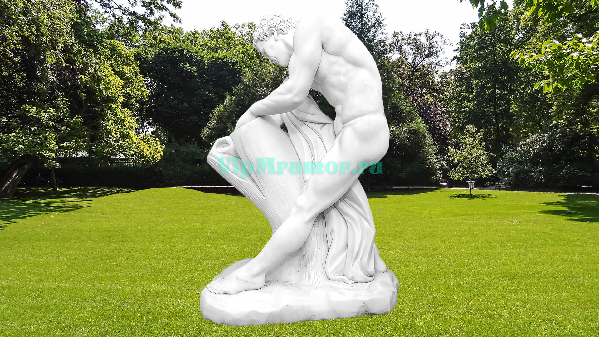 Скульптура мужчины 004
